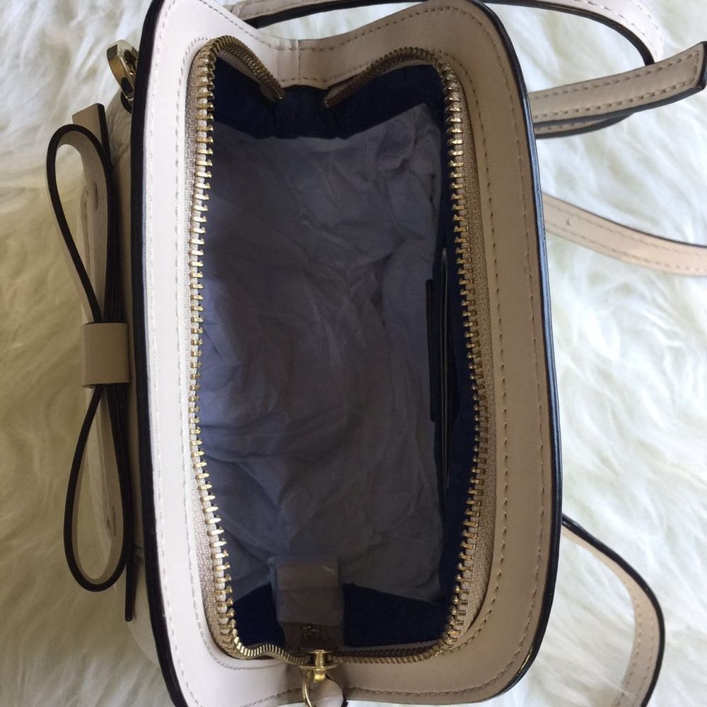 KATE SPADE SMALL SCOTTY RIVA ROAD CROSSBODY - Picture 4 of 4